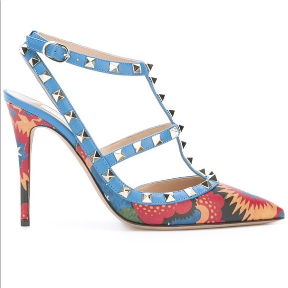 Valentino Garavani Shoes - Preowned Valentino Garavani Rockstud Volcano Pumps